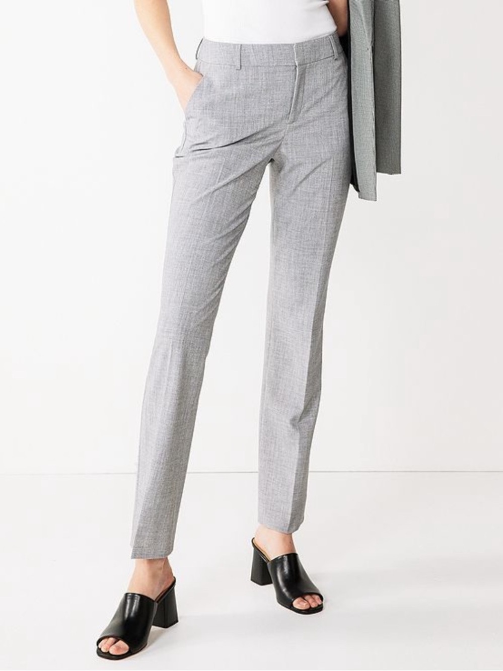 ✨Nine West Women’s Gray Barely Bootcut Pants Size 18✨